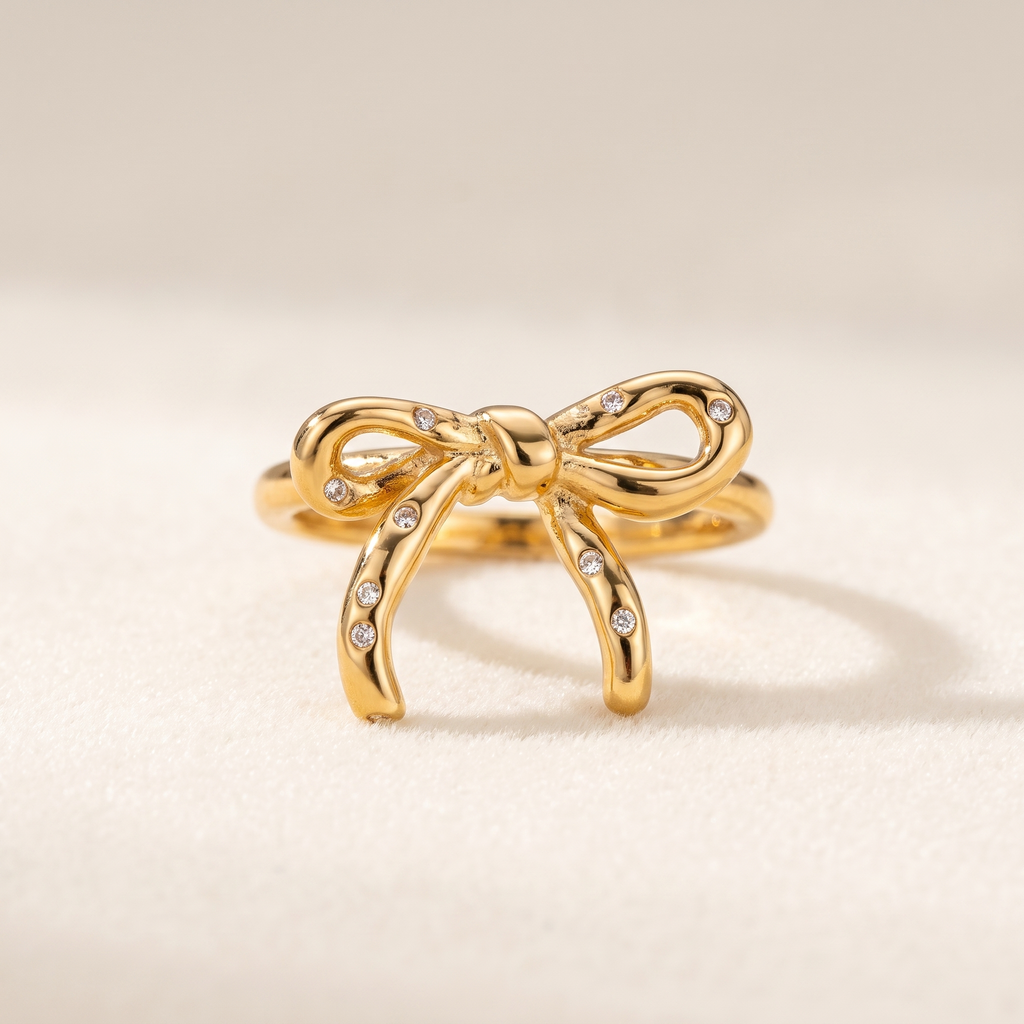 Anillo Lazo ajustable con lazo y circonitas
