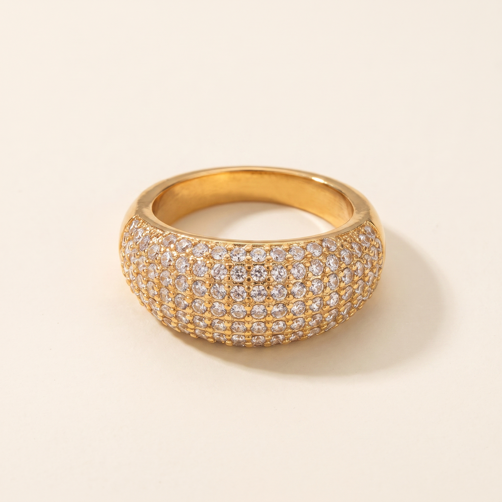 Anillo Circonitas dorado cubierto de circonitas