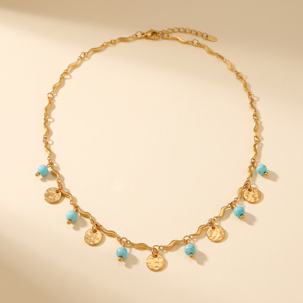 Collar Perlas Celeste con perlas azul claro y dijes redondos