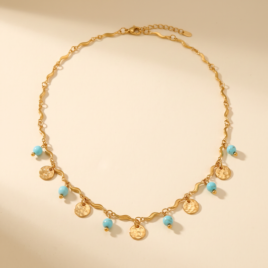 Collar Perlas Celeste con perlas azul claro y dijes redondos