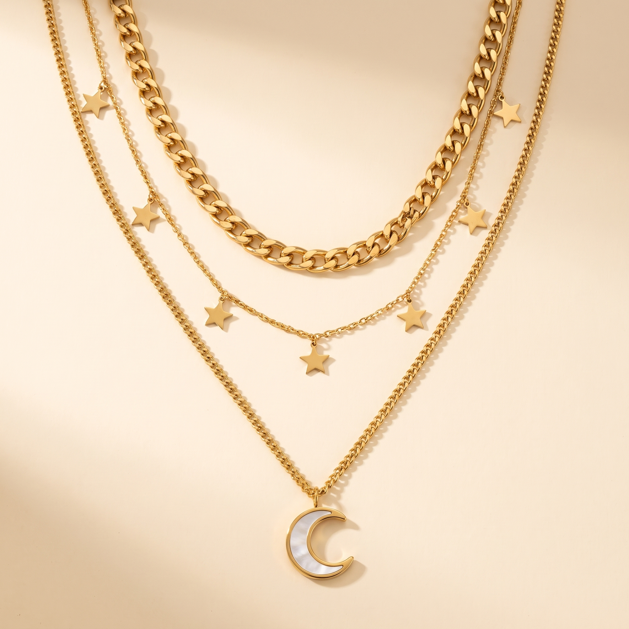 Collar Luna Triple con tres cadenas de estrellas y luna