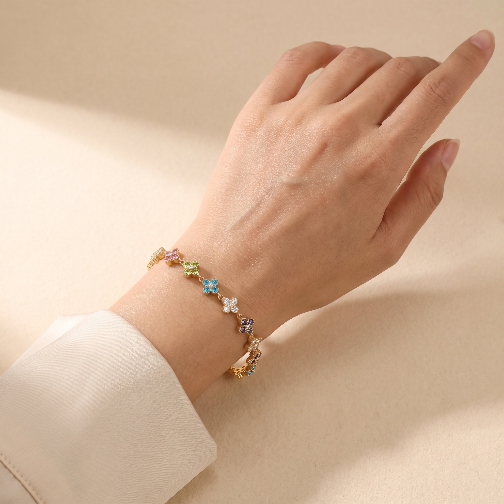 Pulsera Flor Gemma Multicolor con flores de circonitas de colores