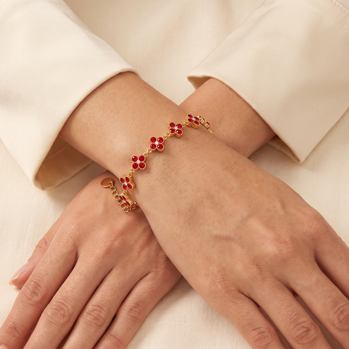 Pulsera Flor Gemma Roja con flores de circonitas rojas